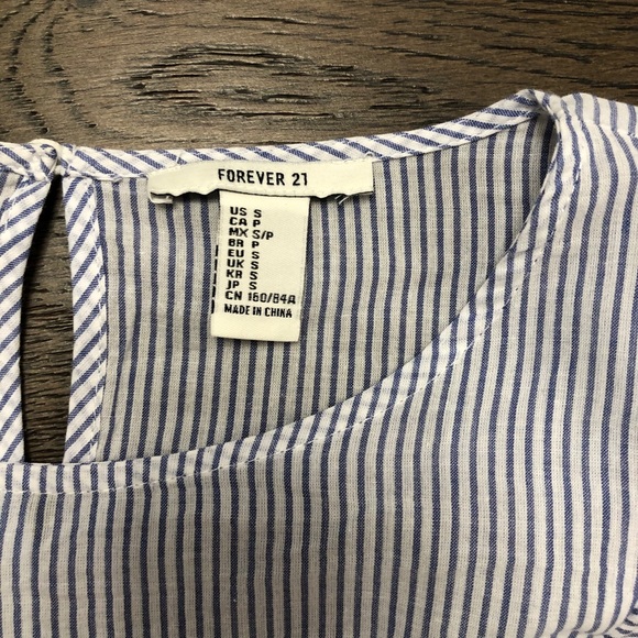 Ruffle Blouse - Picture 3 of 4